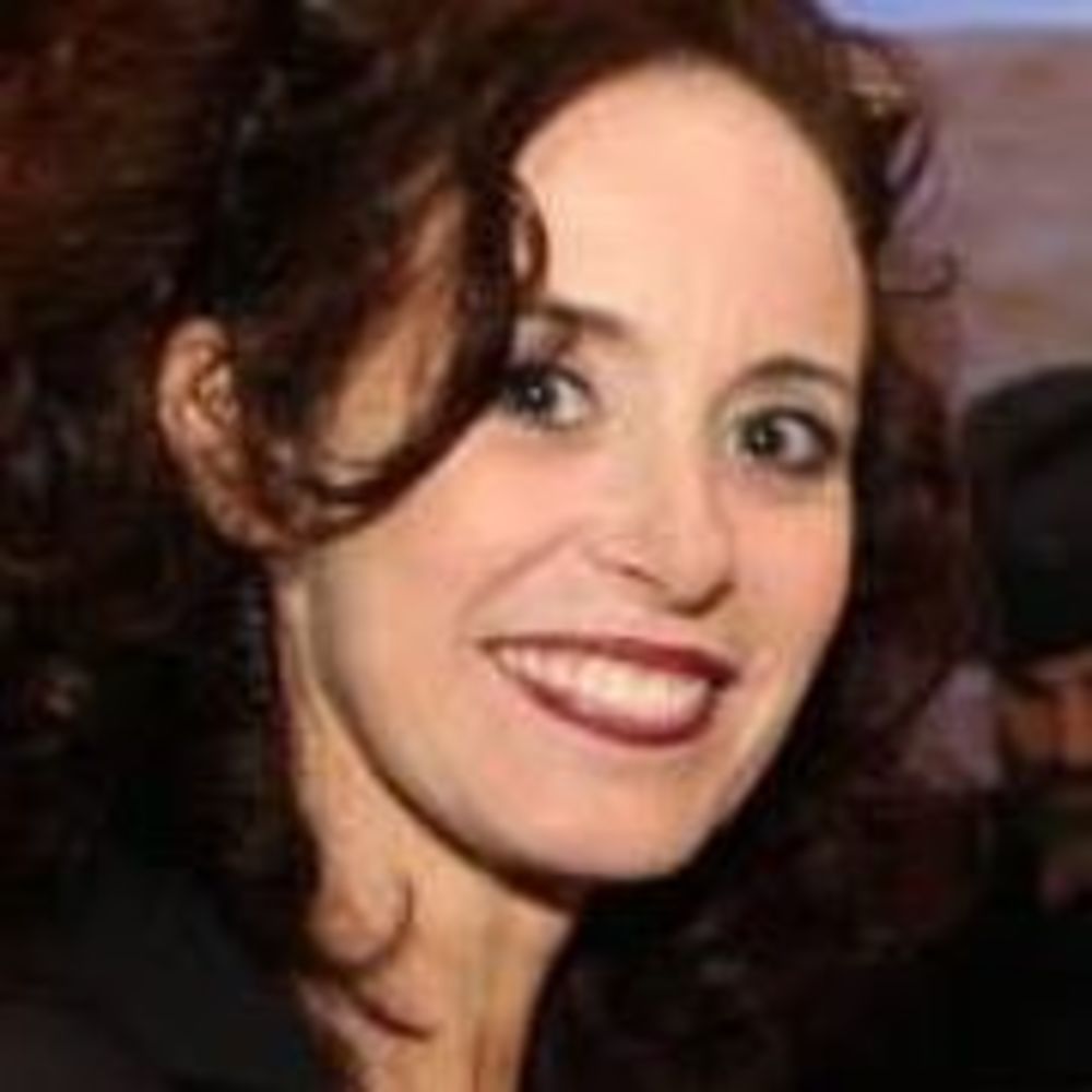 Meet your Posher, Debbie